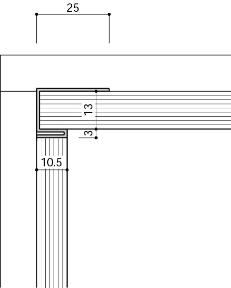 既成の見切り縁を使用 - 天井勝ち